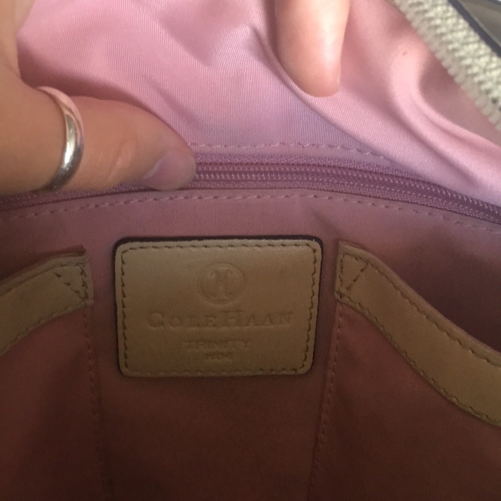 Handbag - Picture 7 of 7